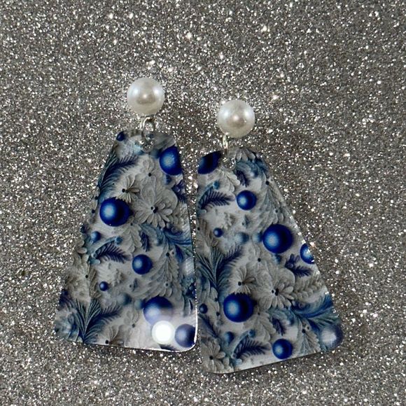 Pearl dangle earrings - Picture 1 of 4